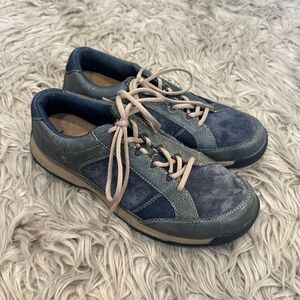 Taos sneakers size US 6